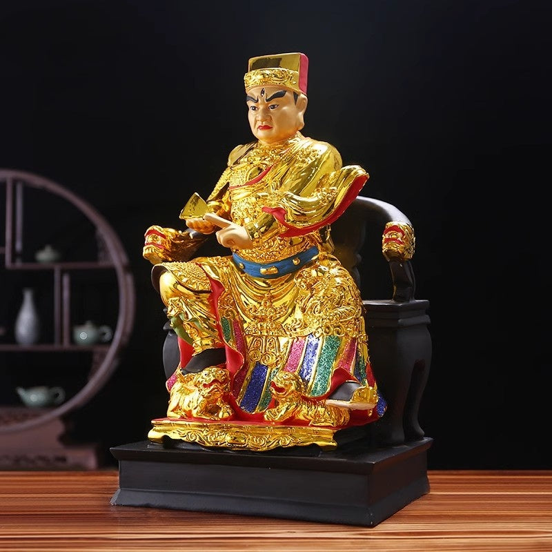 The statue of Wuxian Hua Guang Da Di, a household resin decor for the living room, depicting Ling Guan Ma Yuan Shuai, Ma Tian Jun, a Buddhist deity